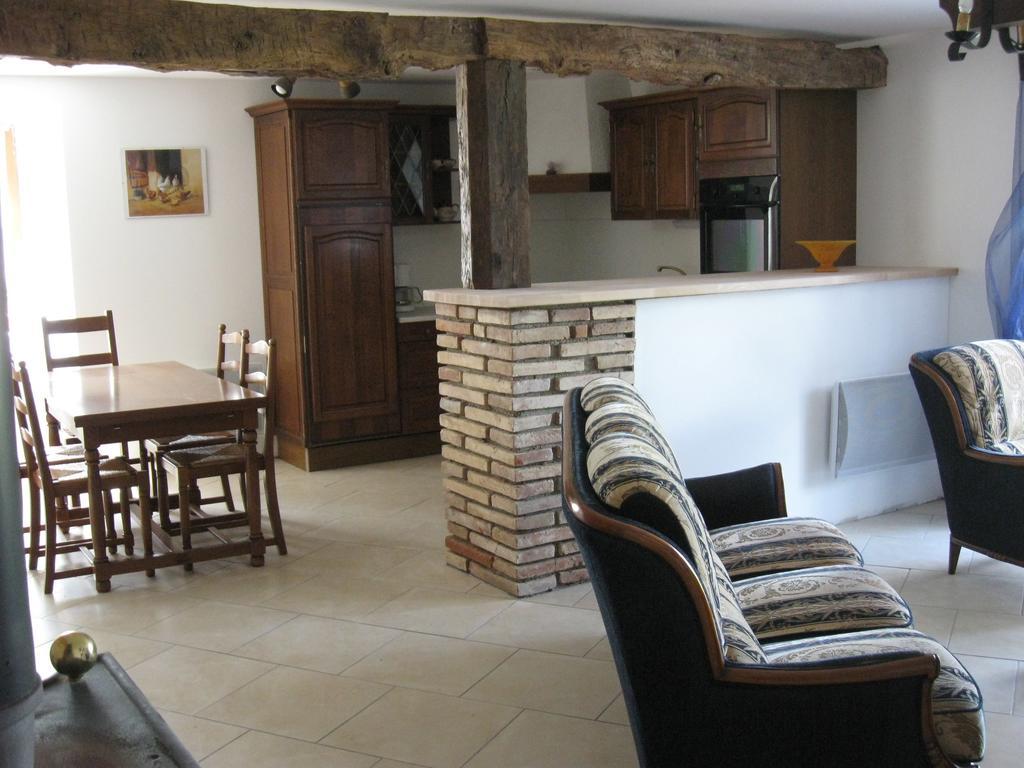 Villa Les Genets Valderois Valderies Habitación foto